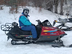 אופנועי שלג בגאורגיה *קרנות השוטרים* במגוון תאריכים